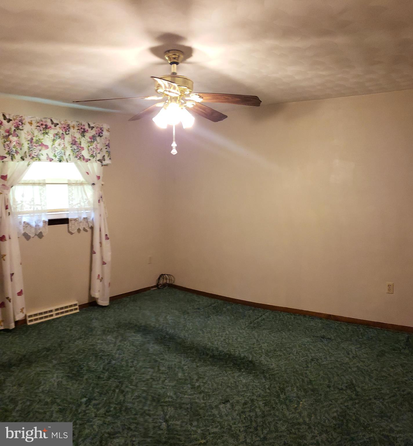 203 Stuart Avenue Hanover, PA 17331 - Photo 8 of 13 Gallery Image 8