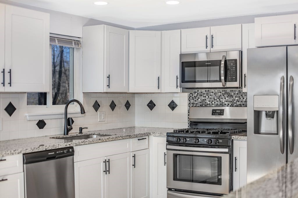 32 Highgate Road Marlborough, MA 01752 - Photo 12 of 36 Gallery Image 12