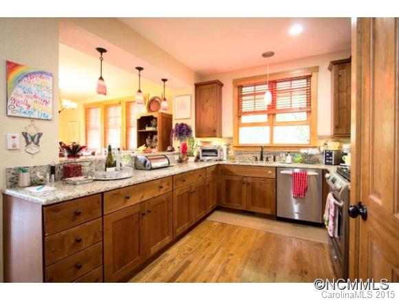 181 Golden Farm Road Tuckasegee, NC 28783 - Photo 6 of 20
