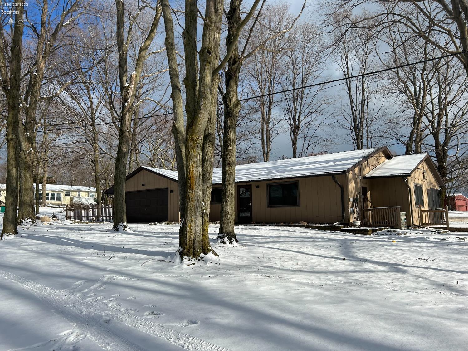 45 Airline Road Put In Bay, OH 43456 - Photo 3 of 66 Gallery Image 3