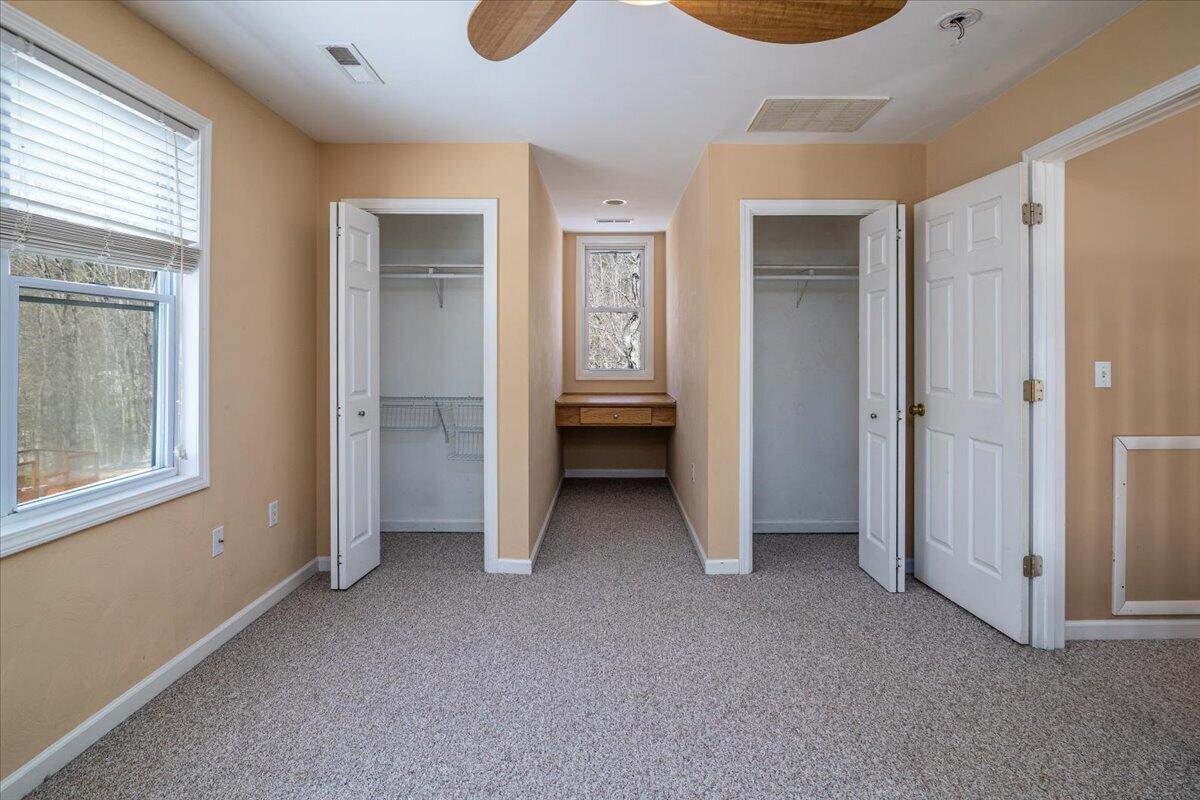 6720 Bradshaw Road Salem, VA 24153 - Photo 26 of 37 27-026-6720 Bradshaw Rd-121-Edit