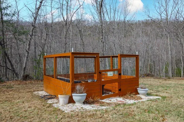 $492,000 | 6720 Bradshaw Road, Salem, VA 24153