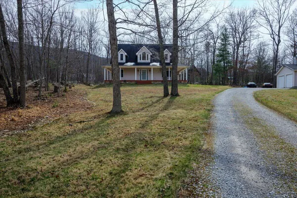 $492,000 | 6720 Bradshaw Road, Salem, VA 24153