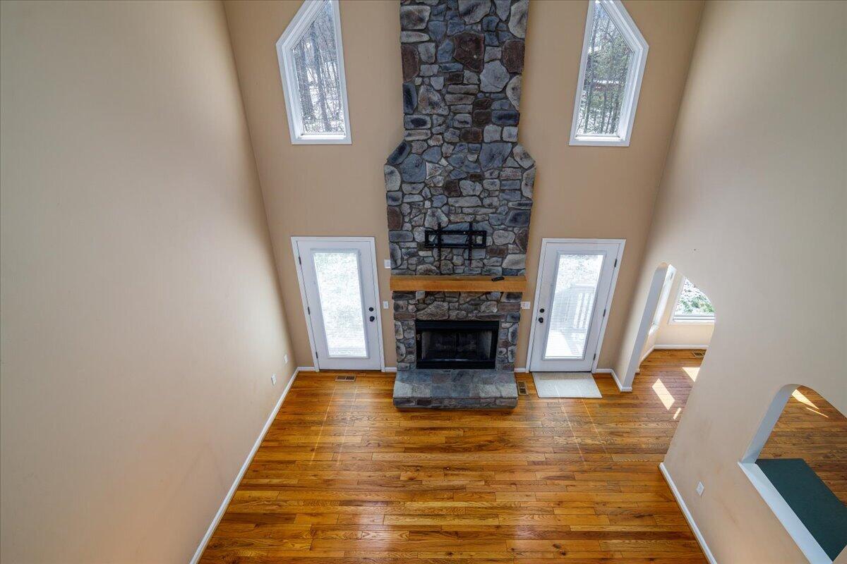 6720 Bradshaw Road Salem, VA 24153 - Photo 9 of 37 25-024-6720 Bradshaw Rd-111-Edit