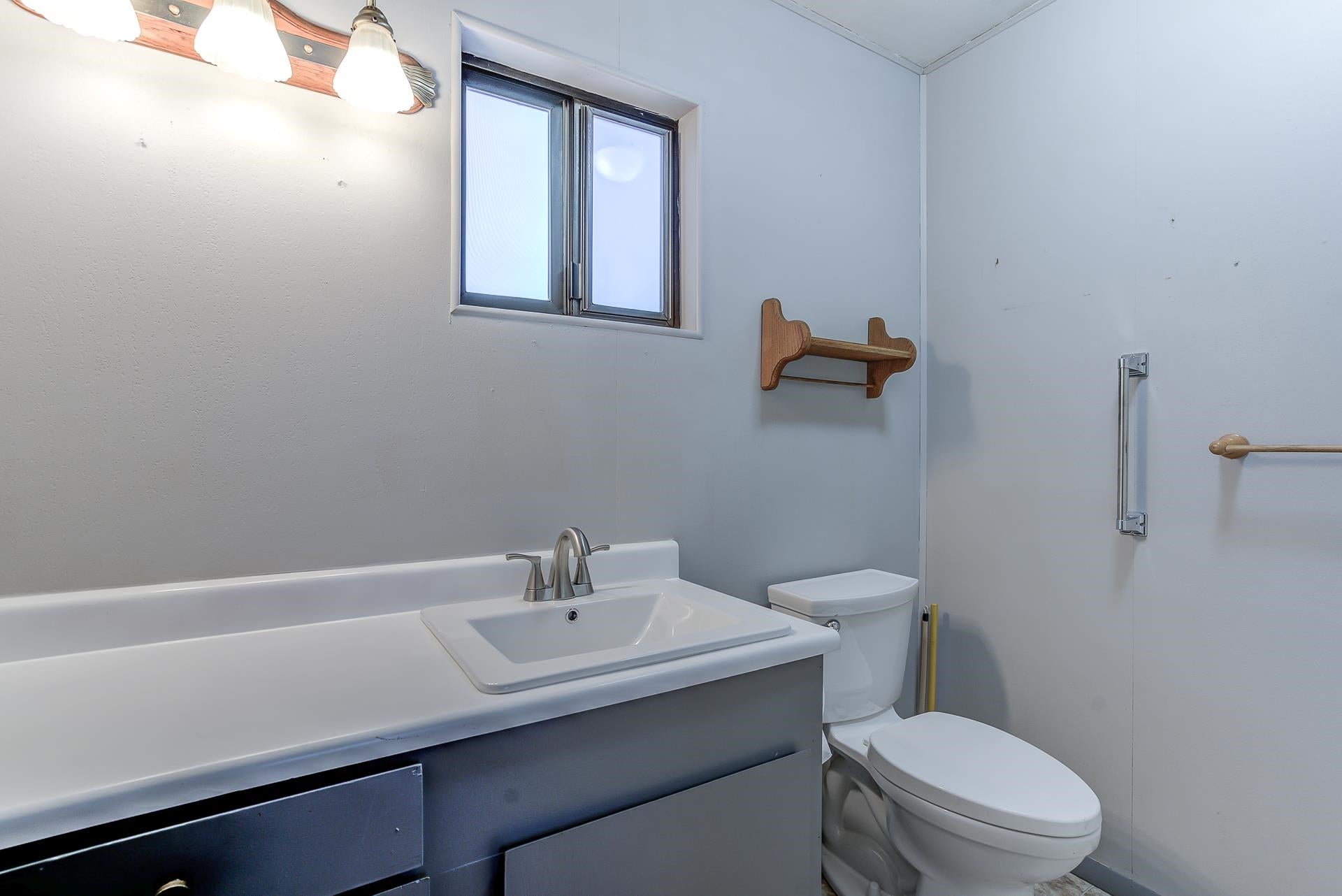 3202 Fairlane Road Yreka, CA 96097 - Photo 21 of 39 Gallery Image 21