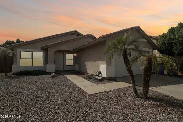 $400,000 | 3145 West Zachary Drive, Phoenix, AZ 85027