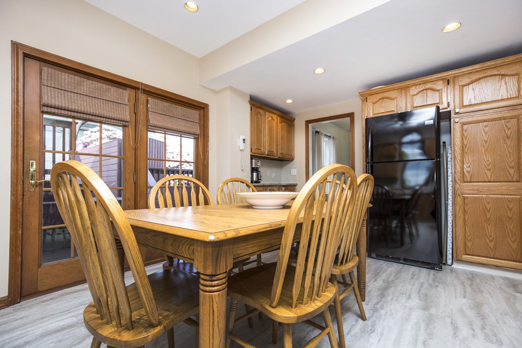 79 Manthorne Road Boston, MA 02132 - Photo 12 of 30 Gallery Image 12