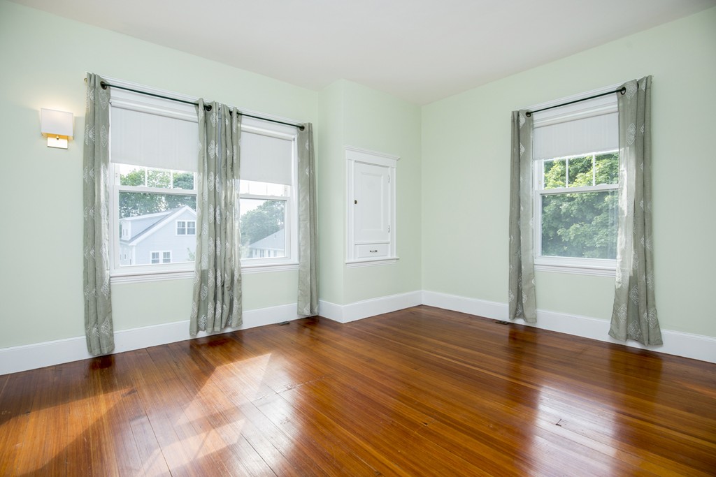 79 Manthorne Road Boston, MA 02132 - Photo 18 of 30 Gallery Image 18