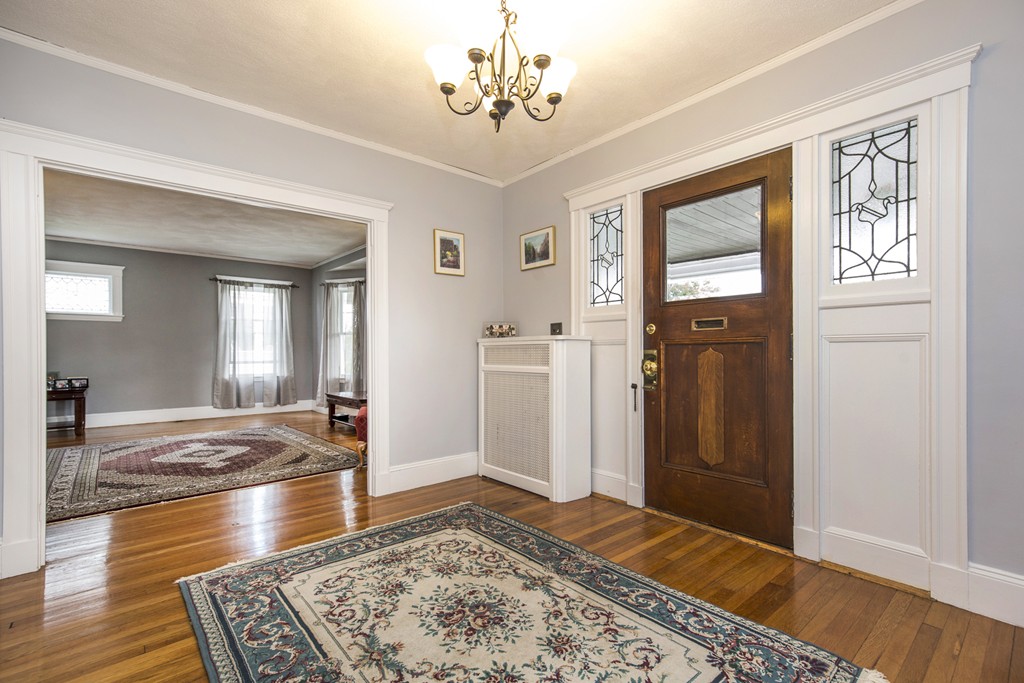 79 Manthorne Road Boston, MA 02132 - Photo 6 of 30 Gallery Image 6