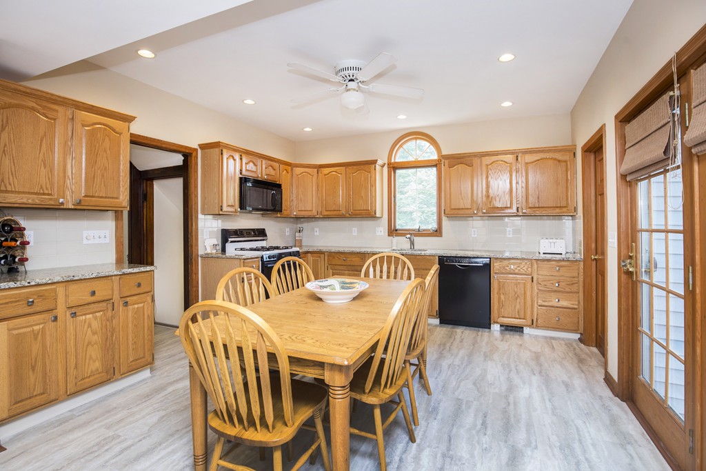 79 Manthorne Road Boston, MA 02132 - Photo 10 of 30 Gallery Image 10
