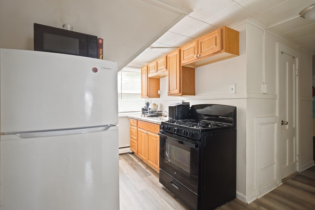 51-53 Leyfred Terrace Springfield, MA 01108 - Photo 25 of 38