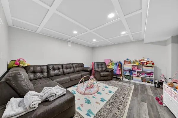 $489,000 | 7 Spring Avenue, Wareham, MA 02571