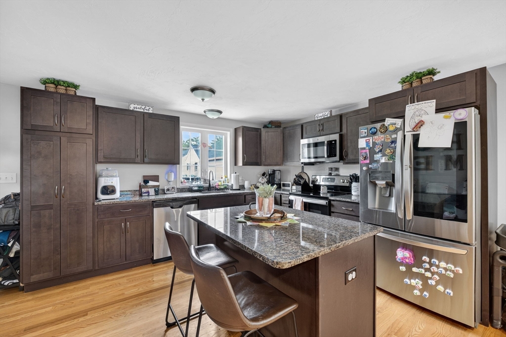 7 Spring Avenue Wareham, MA 02571 - Photo 9 of 41