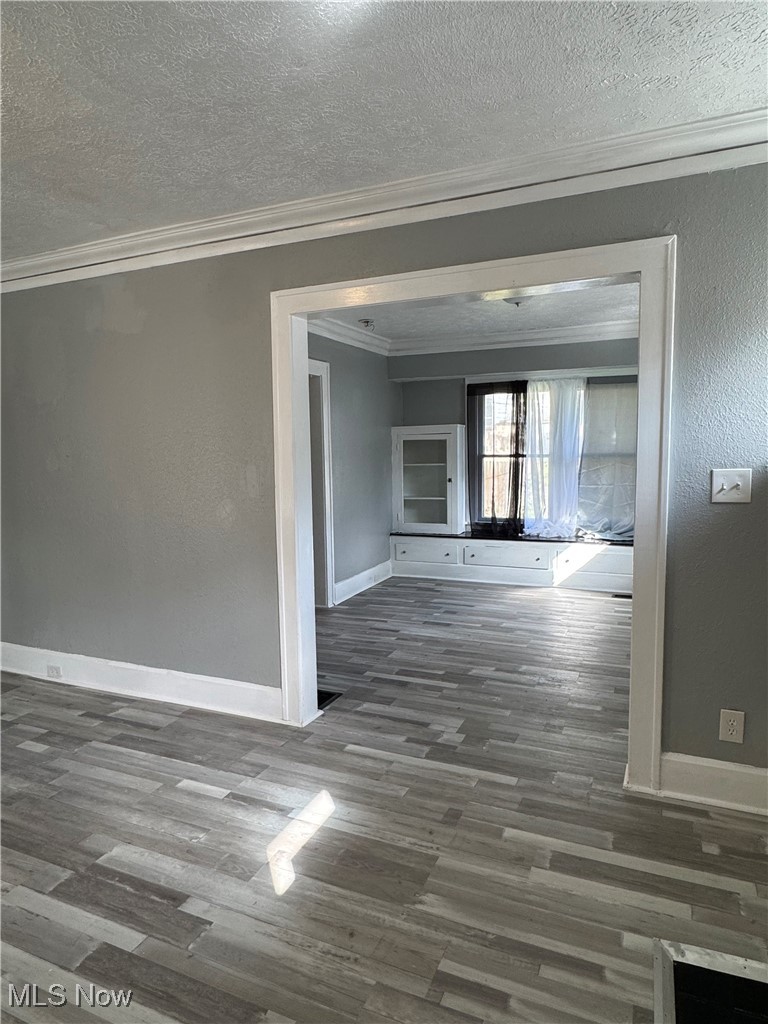 2121 Alton Road Cleveland, OH 44112 - Photo 15 of 44