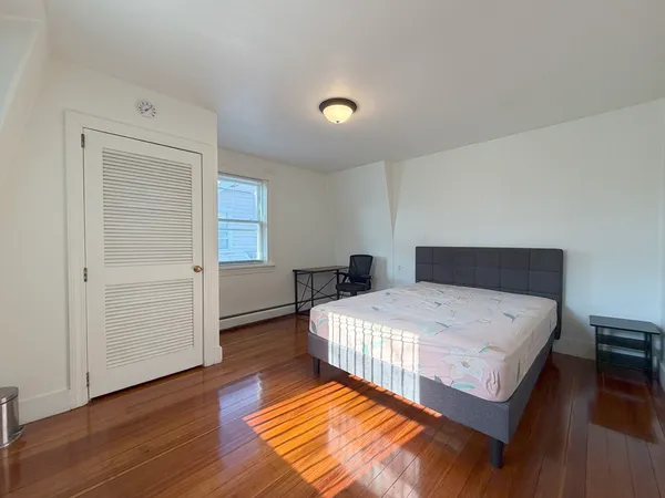 $4,000 | 10 West Elm Avenue, Quincy, MA 02170