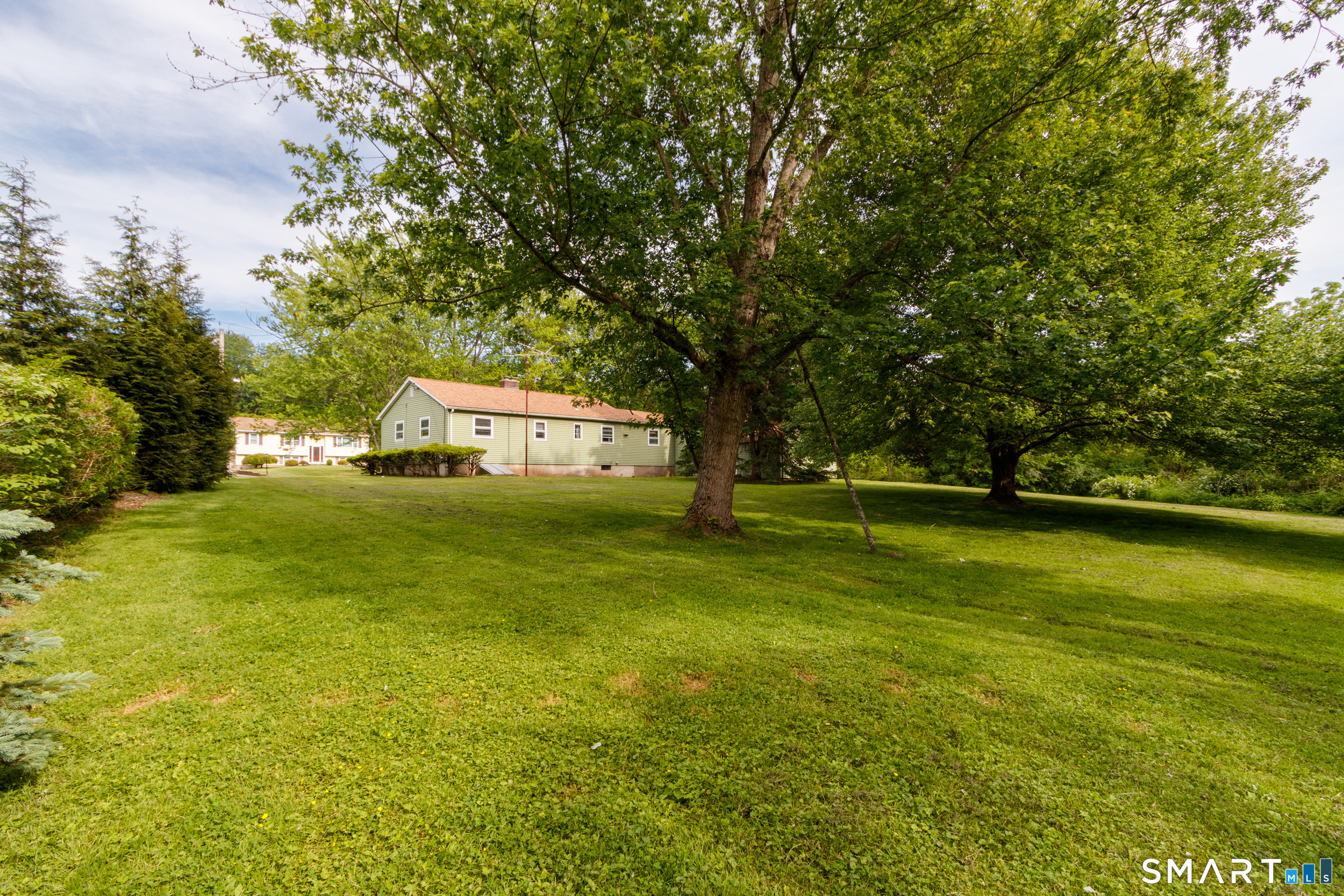 1175 South Curtis Street Wallingford, CT 06492 - Photo 5 of 40