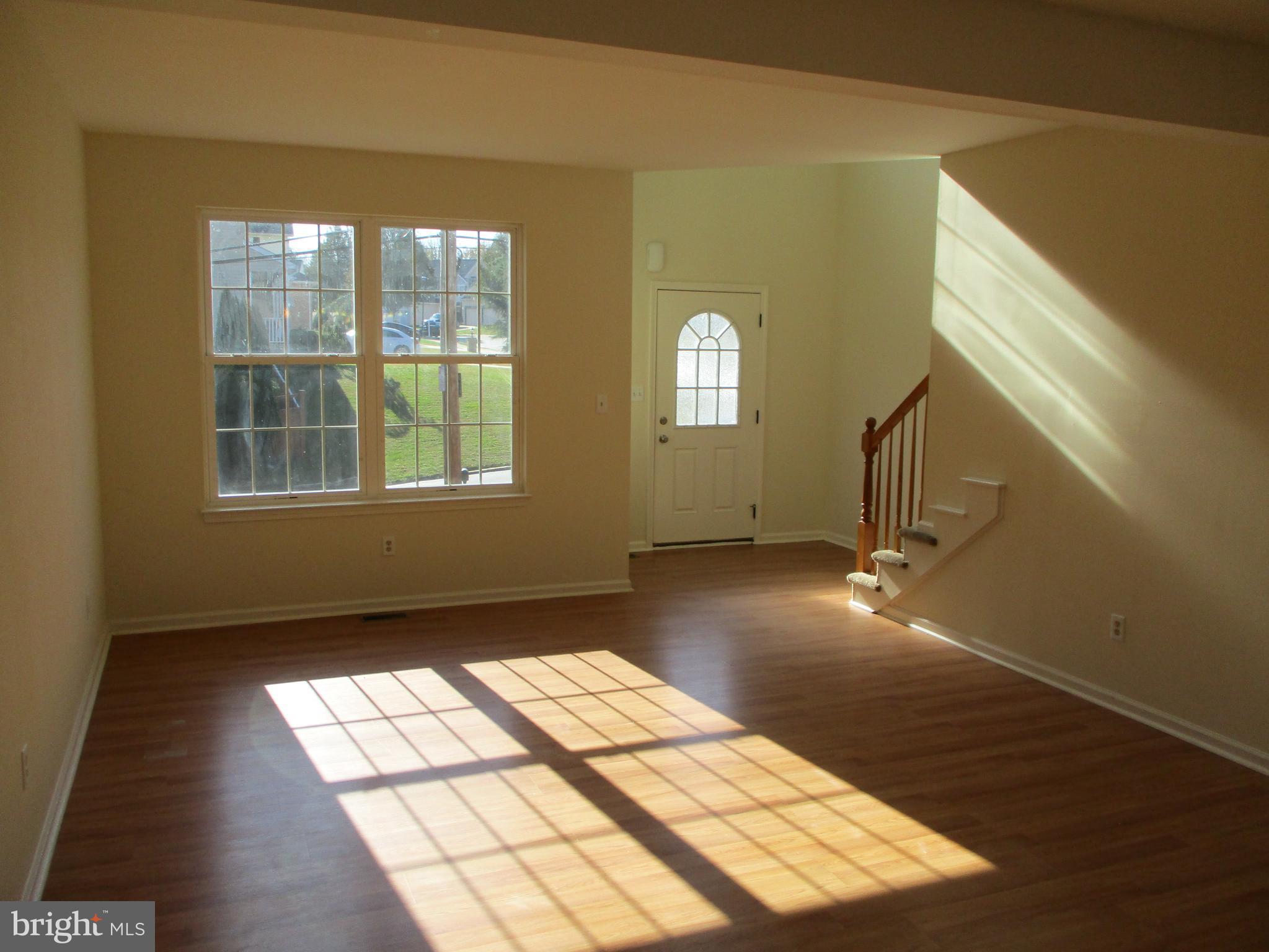 3136 Mechanicsville Road, Unit A Philadelphia, PA 19154 - Photo 6 of 29 Living Room