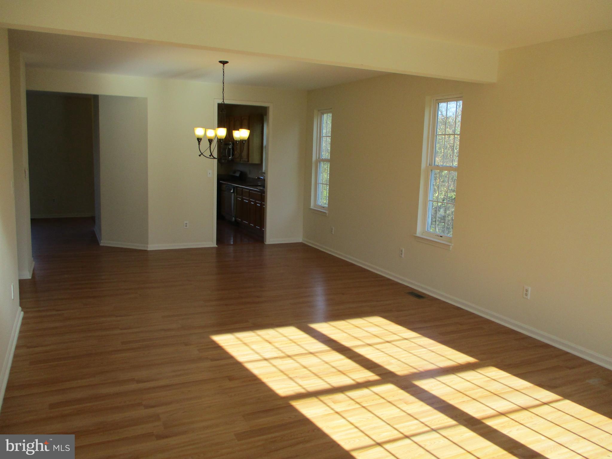 3136 Mechanicsville Road, Unit A Philadelphia, PA 19154 - Photo 7 of 29 Dining Room
