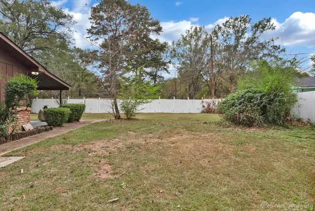 $189,900 | 8185 Fleetwood Drive, Greenwood, LA 71033