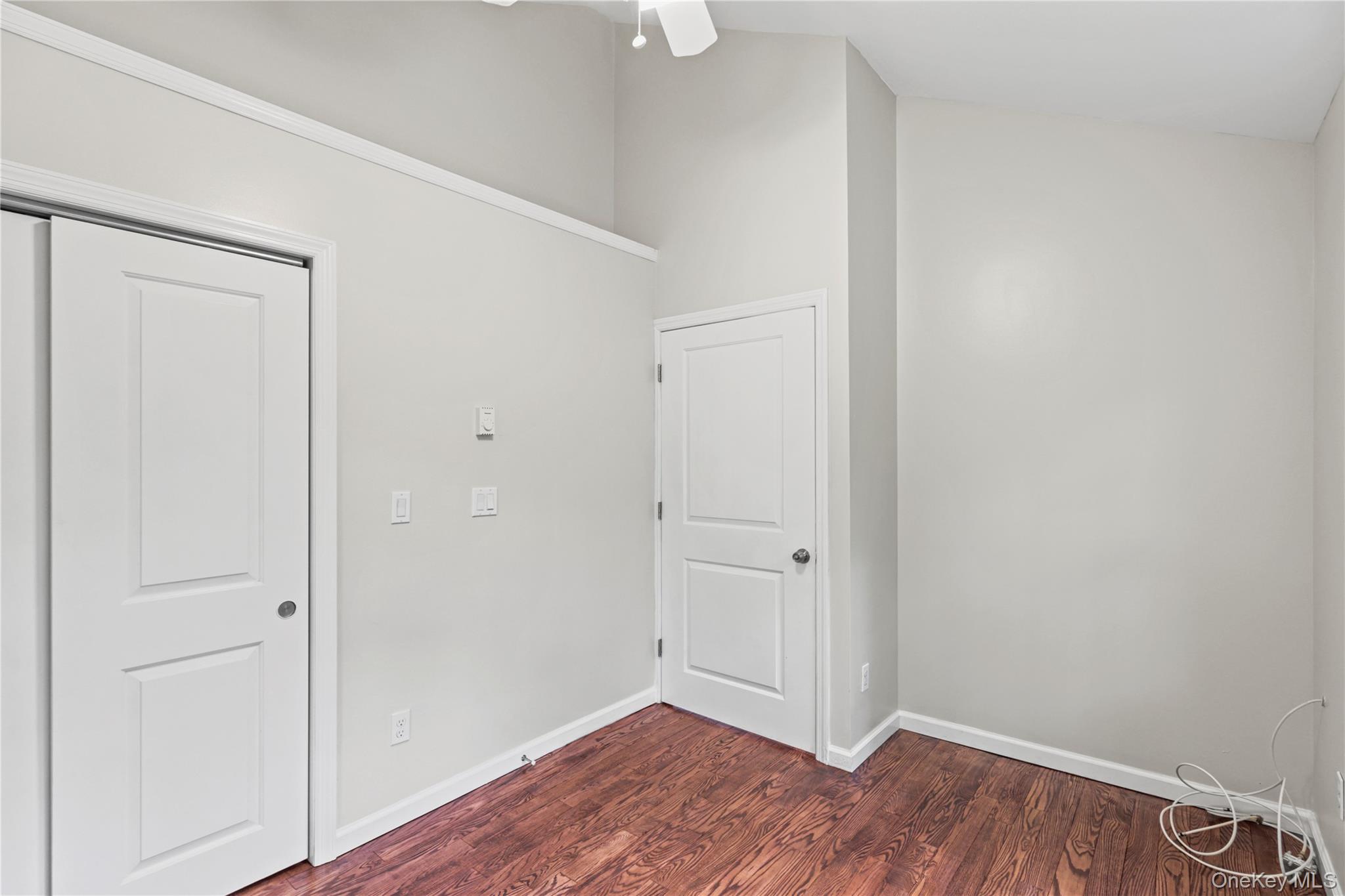 333 Wixon Pond Road Mahopac, NY 10541 - Photo 8 of 20 Bedroom #1 with vaulted ceiling and closet.