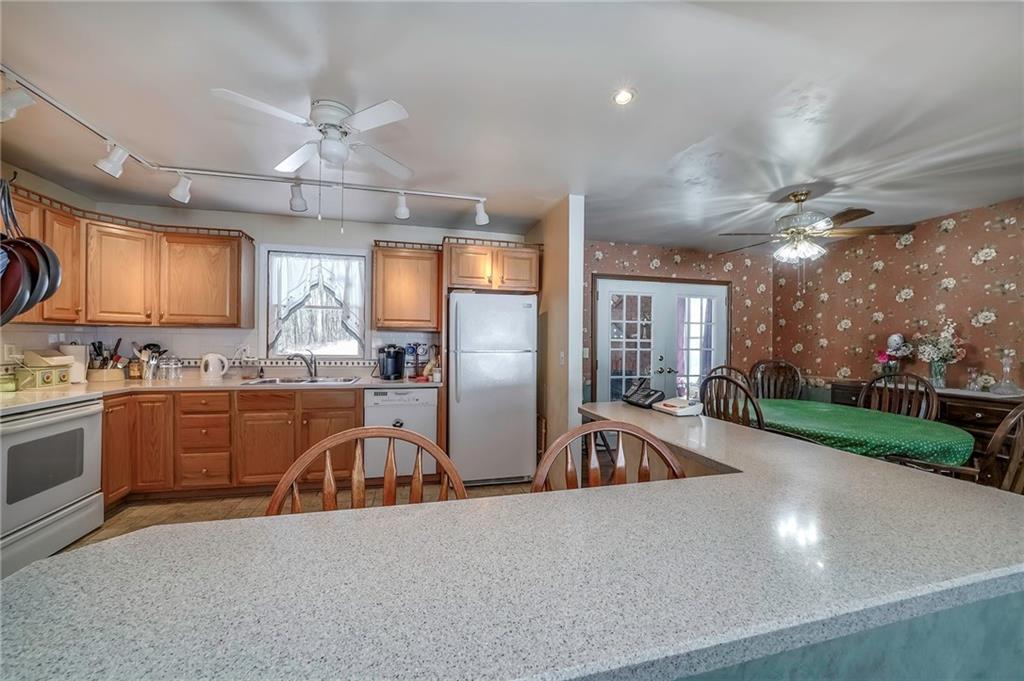 386 Profio Road McDonald, PA 15057 - Photo 7 of 24 Gallery Image 7