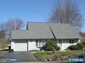 83 Long Loop Road Levittown, PA 19056 - Photo 1 of 6 Gallery Image 1