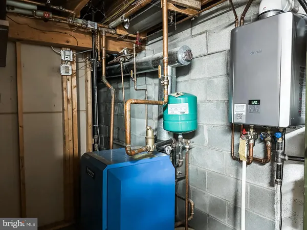 $250,000 | 14407 North Bel Air Drive Southwest, Cumberland, MD 21502