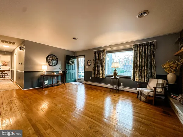 $250,000 | 14407 North Bel Air Drive Southwest, Cumberland, MD 21502