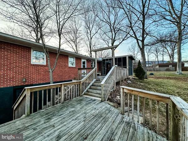 $250,000 | 14407 North Bel Air Drive Southwest, Cumberland, MD 21502