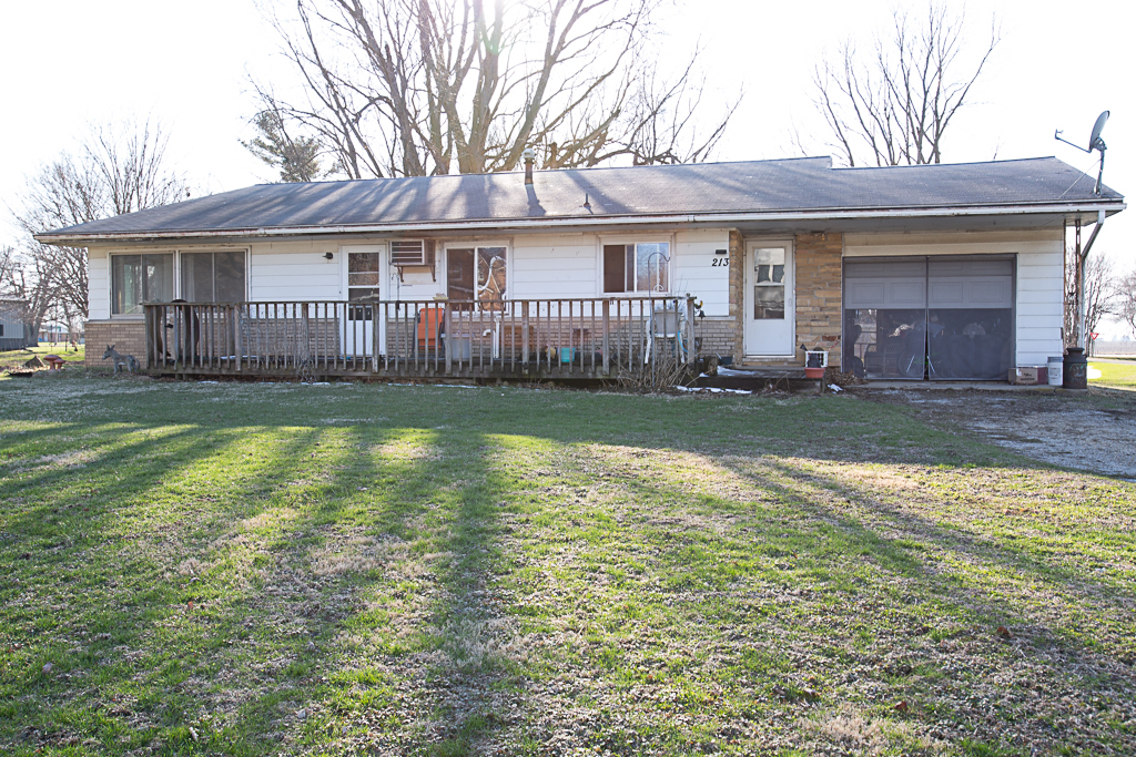 213 North 2nd Street Secor, IL 61771 - Photo 3 of 23