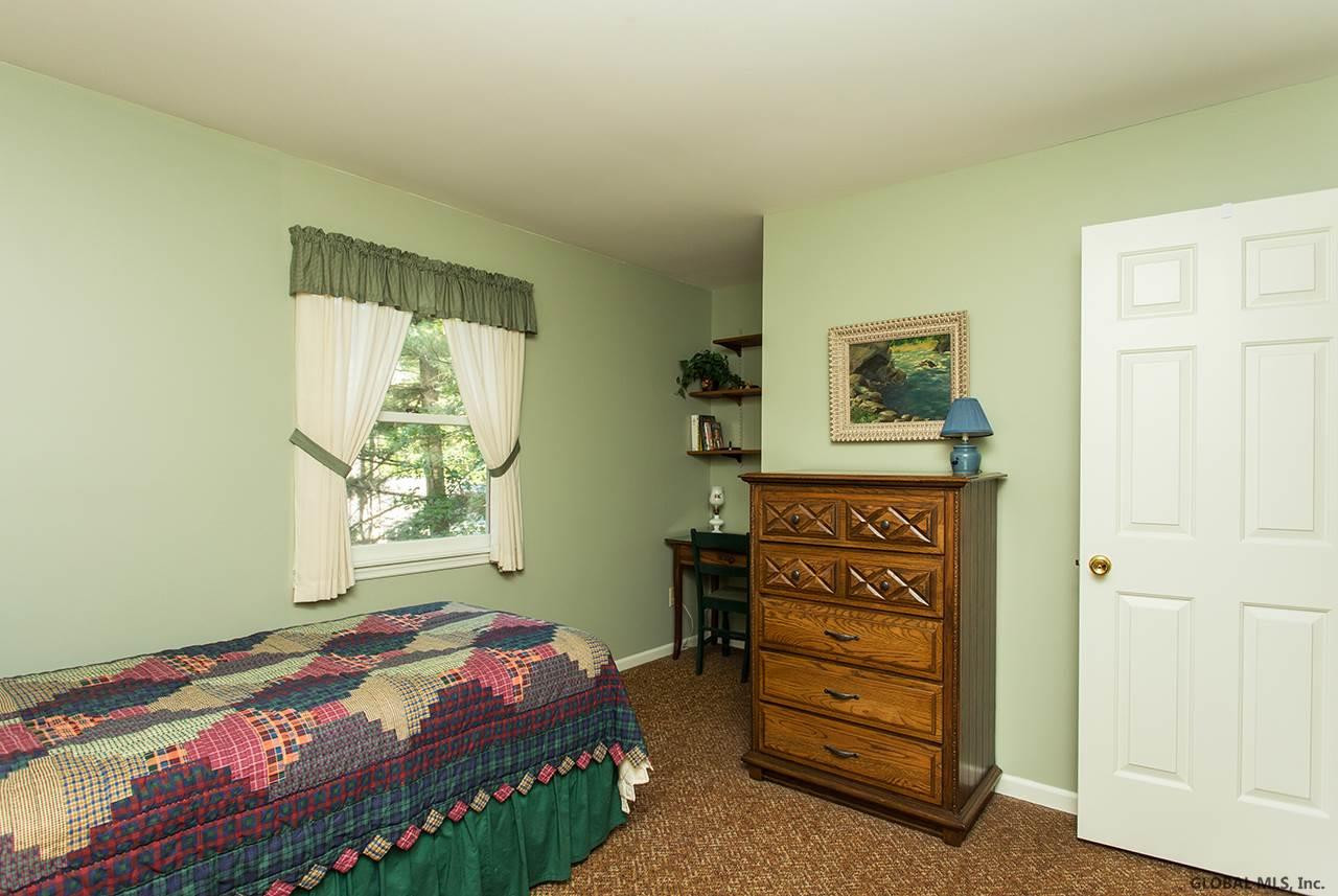 10 Round Table Road Saratoga Springs, NY 12866 - Photo 16 of 25 Photo 16