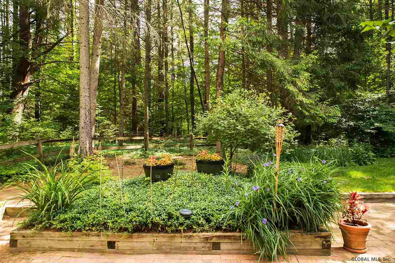 10 Round Table Road Saratoga Springs, NY 12866 - Photo 22 of 25 Photo 22