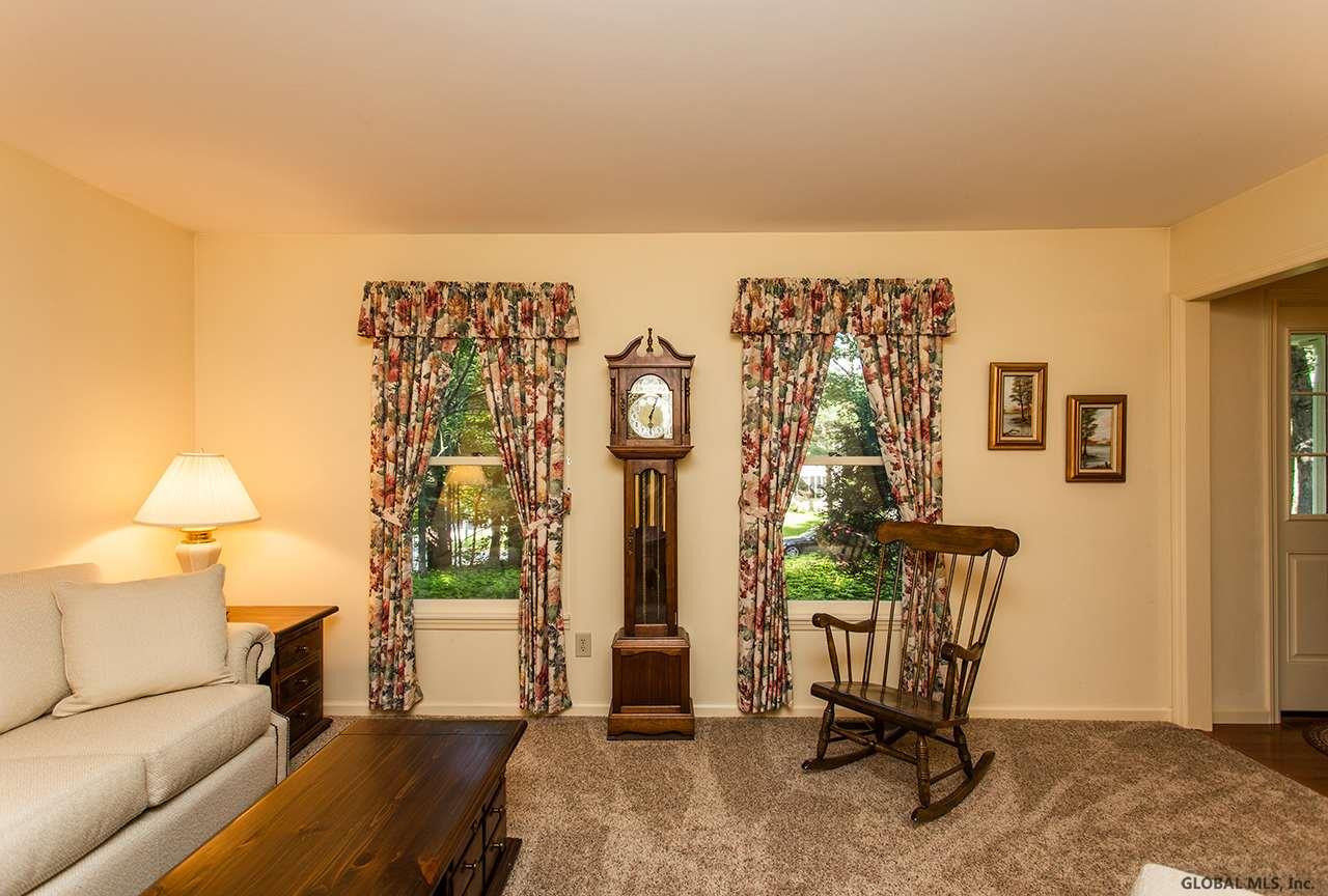 10 Round Table Road Saratoga Springs, NY 12866 - Photo 3 of 25 Photo 3