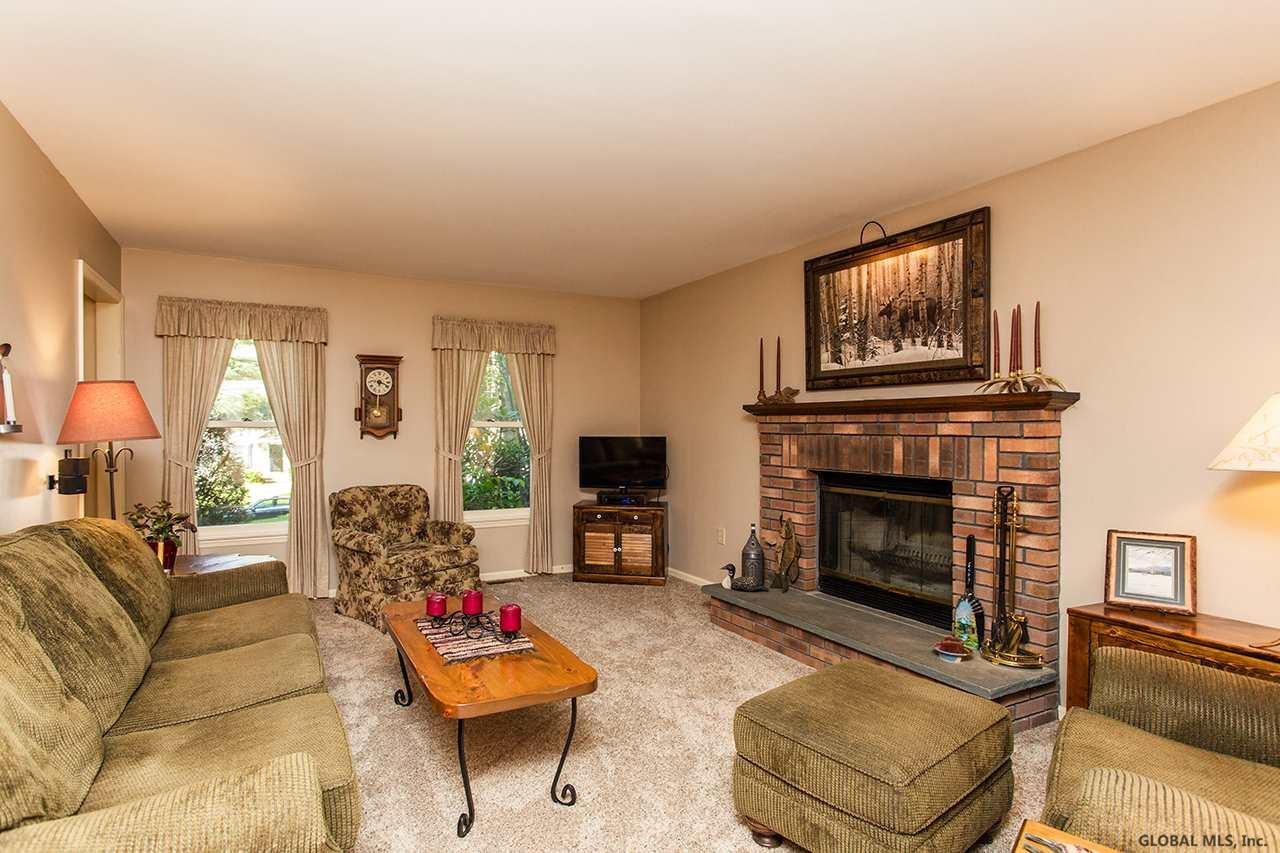 10 Round Table Road Saratoga Springs, NY 12866 - Photo 9 of 25 Photo 9
