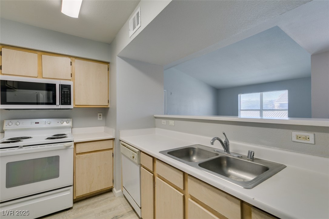 8101 West Flamingo Road, Unit 2113 Las Vegas, NV 89147 - Photo 22 of 36