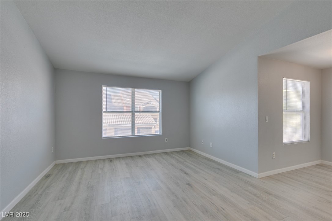 8101 West Flamingo Road, Unit 2113 Las Vegas, NV 89147 - Photo 4 of 36