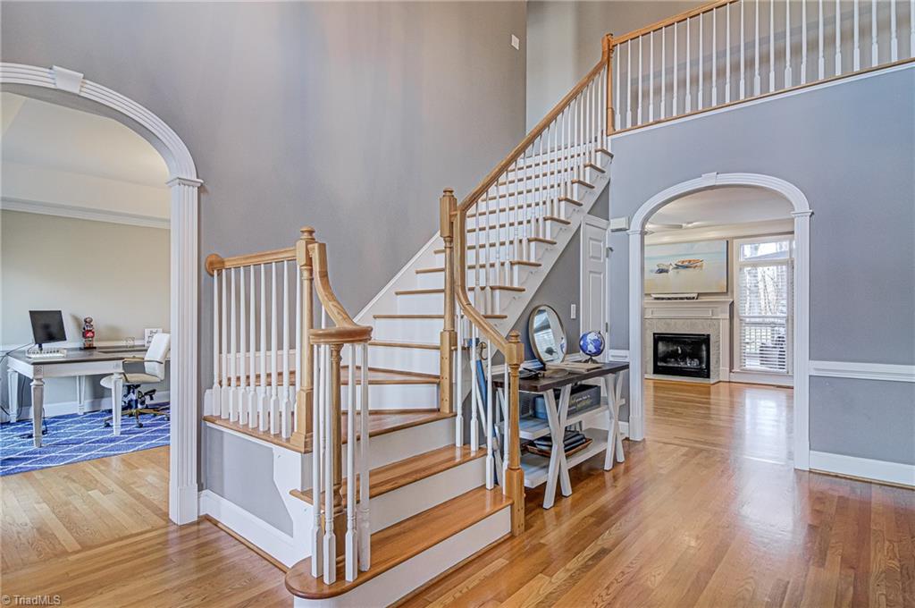 8805 Case Ridge Drive Oak Ridge, NC 27310 - Photo 4 of 45
