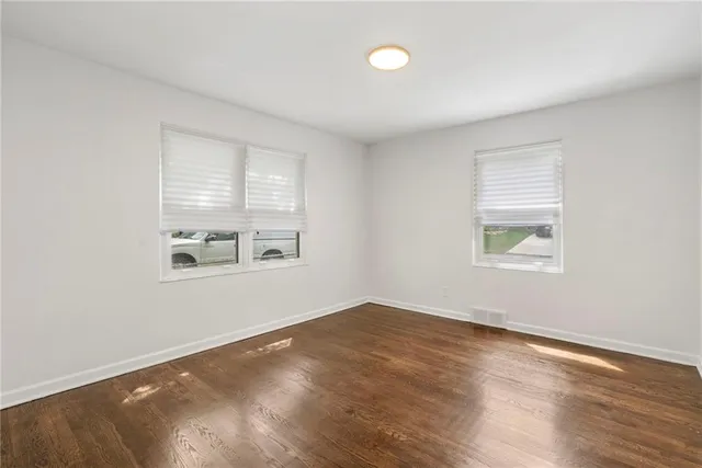 $308,900 | 710 East 73rd Street, Kansas City, MO 64131