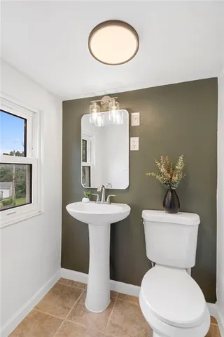 $308,900 | 710 East 73rd Street, Kansas City, MO 64131