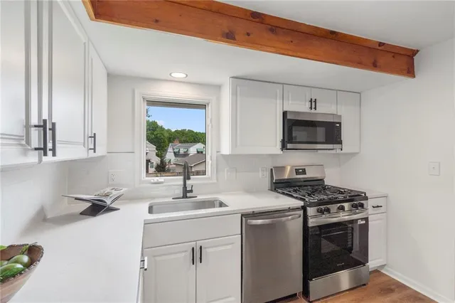 $308,900 | 710 East 73rd Street, Kansas City, MO 64131