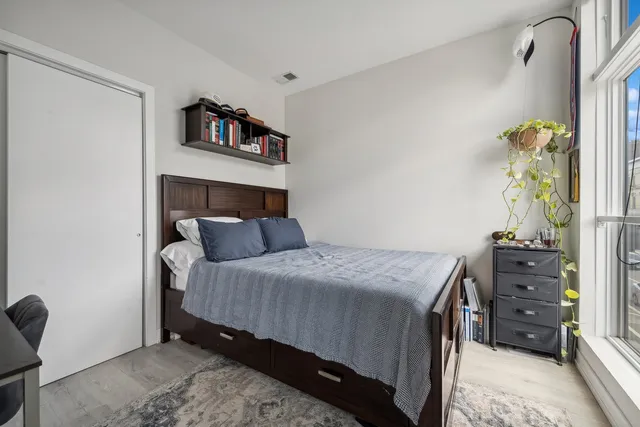 $3,150 | 713 North Milwaukee Avenue, Unit 405, Chicago, IL 60642