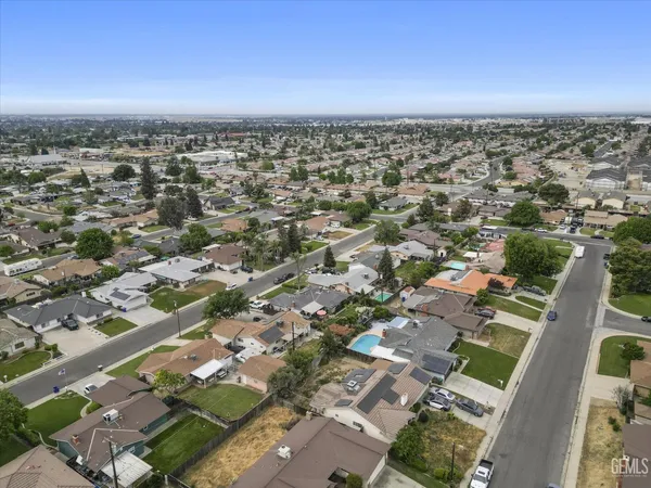 $379,900 | Undisclosed Address, Bakersfield, CA 93308