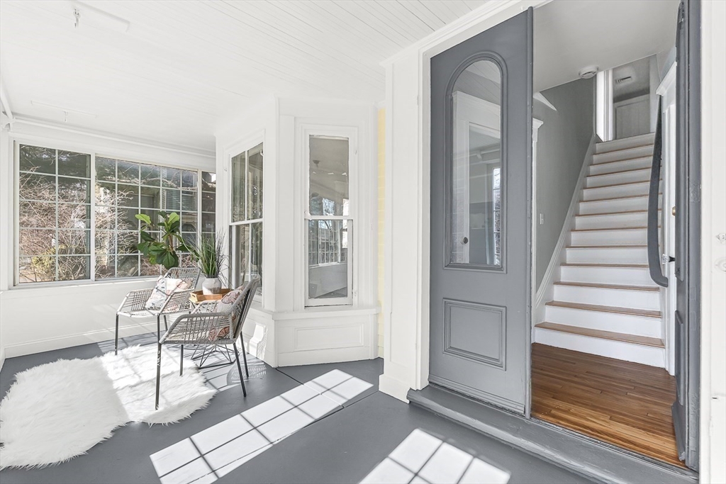 53 Lake Street Winchester, MA 01890 - Photo 3 of 31