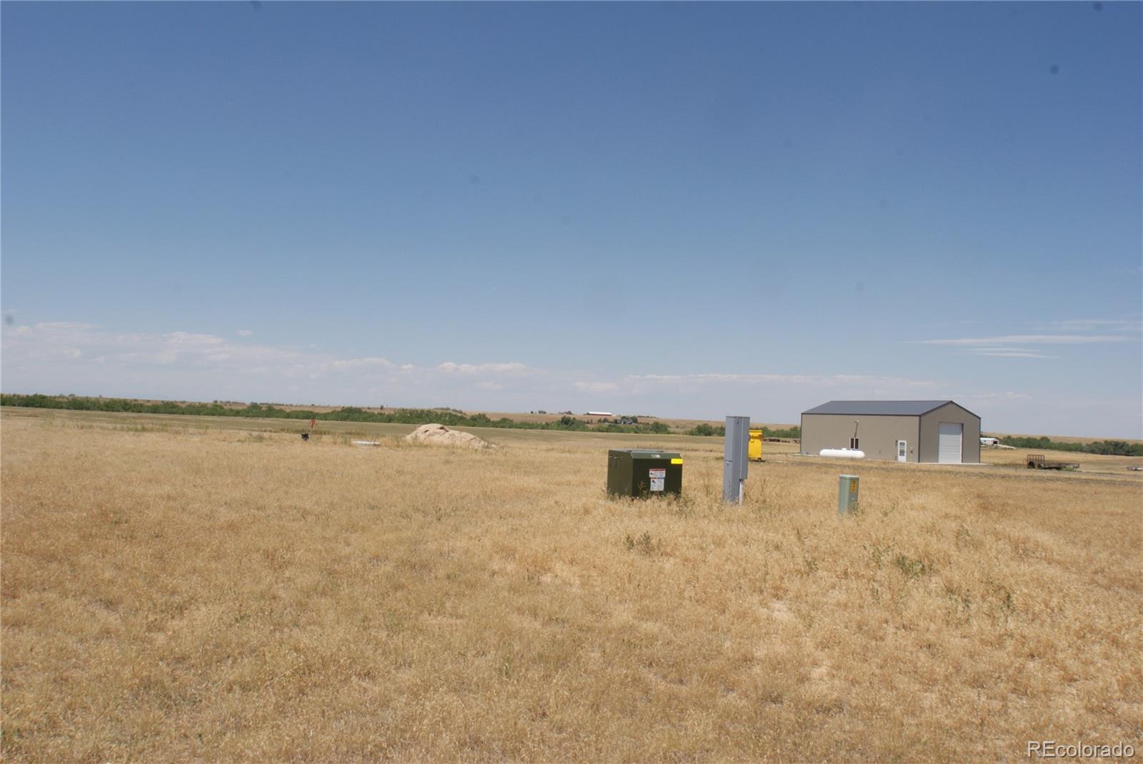 6955 Yulle Road Bennett, CO 80102 - Photo 5 of 16 a view of a city