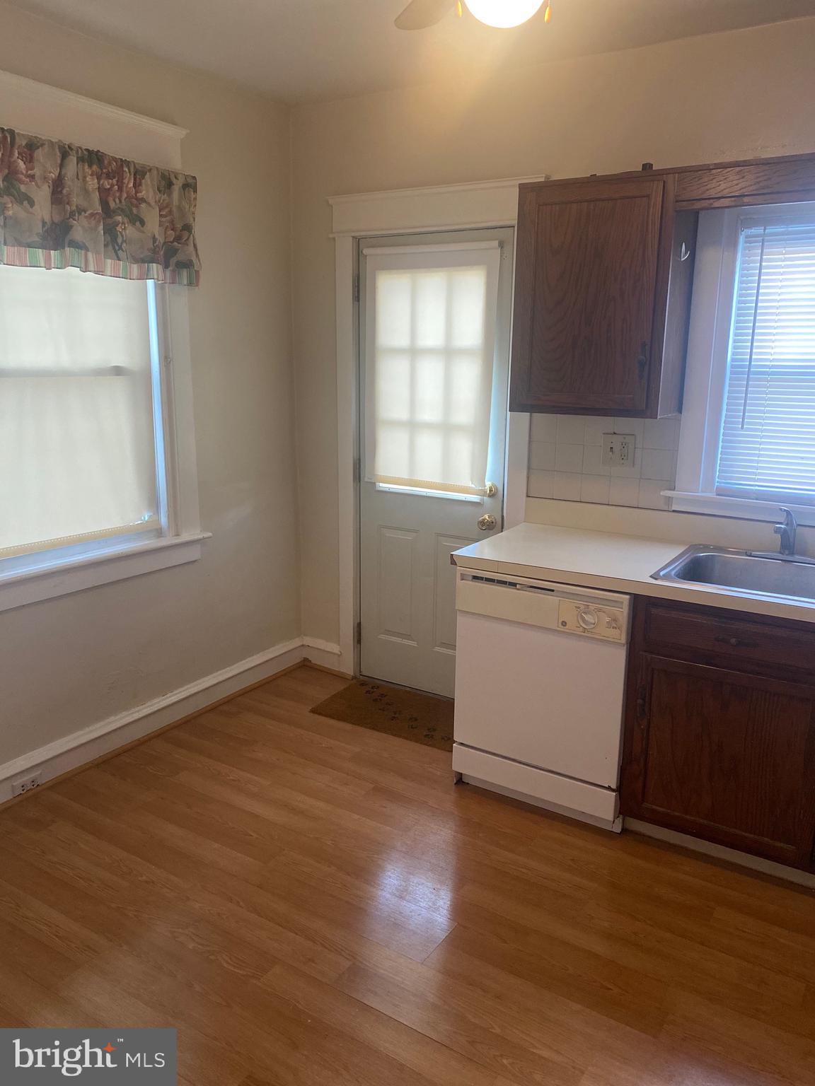 1459 Lawrence Road Havertown, PA 19083 - Photo 7 of 18