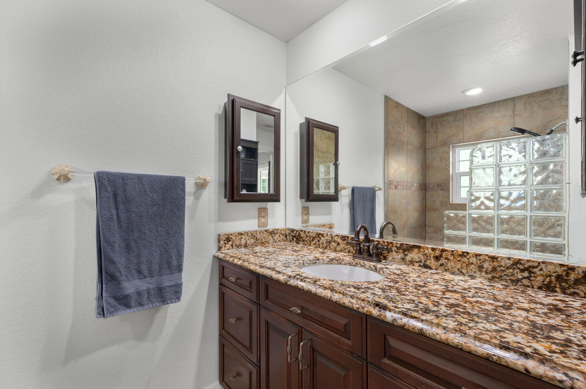 606 Gregory Street Fort Pierce, FL 34982 - Photo 15 of 27 Master Bath