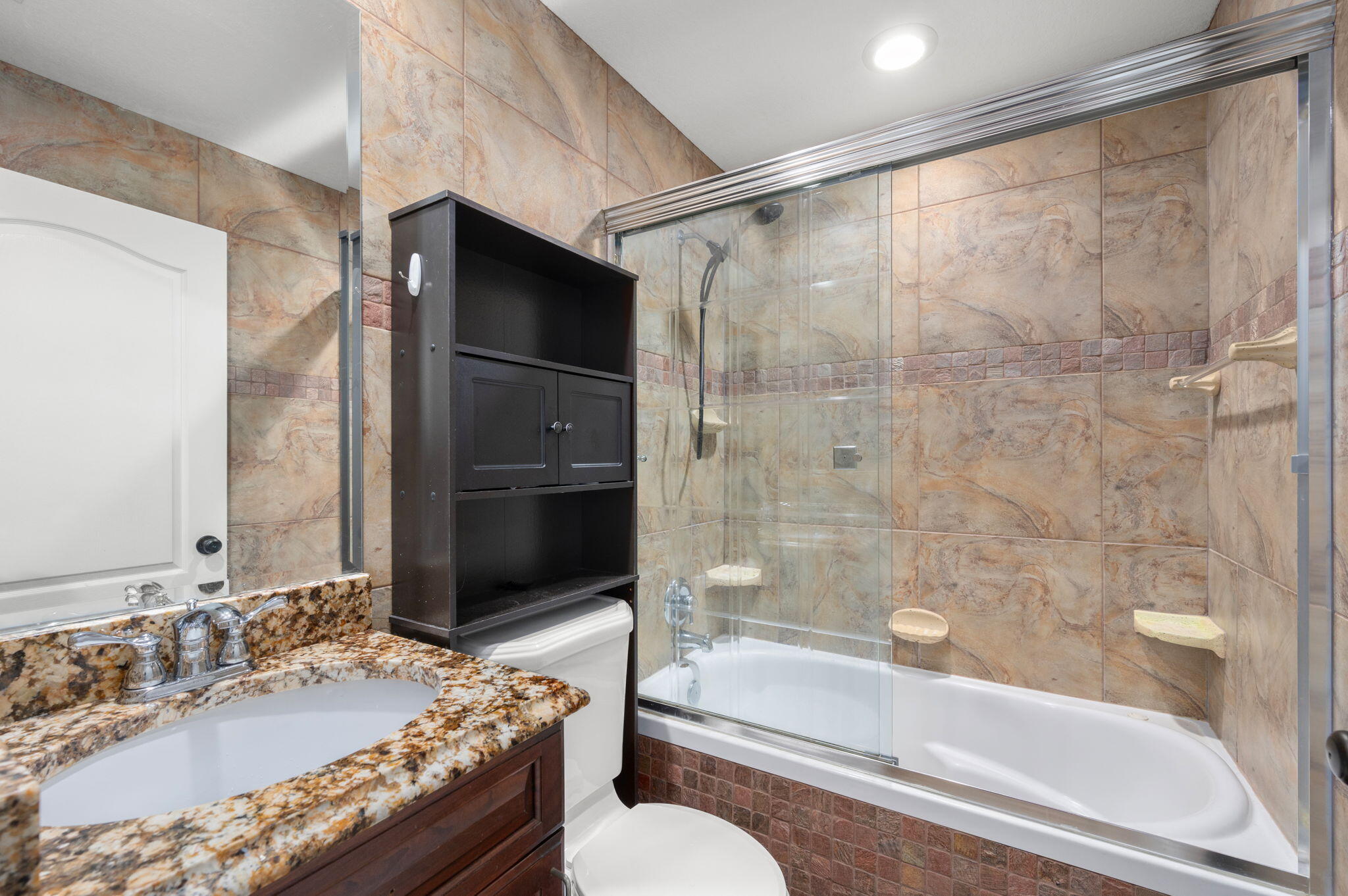 606 Gregory Street Fort Pierce, FL 34982 - Photo 19 of 27 Guest Bath
