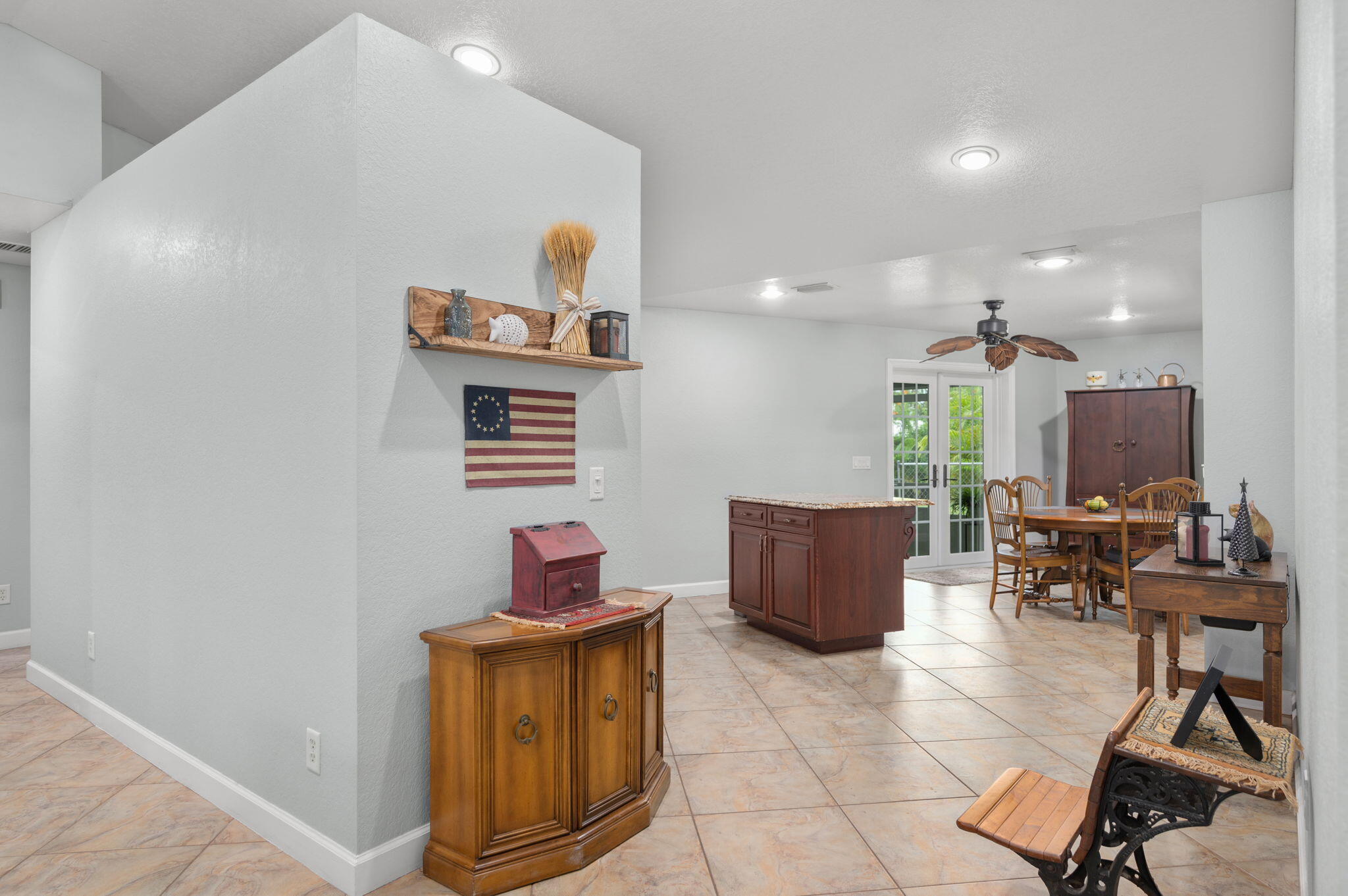 606 Gregory Street Fort Pierce, FL 34982 - Photo 9 of 27 Kitchen Dining Area