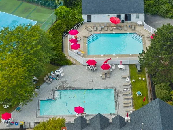 a sign that is on the side of a building