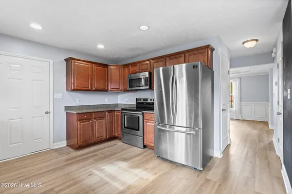 $2,150 | 111 Louie Lane, Jacksonville, NC 28540